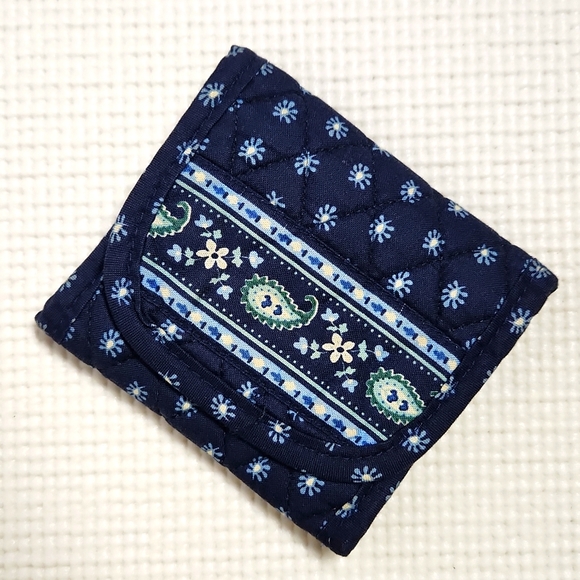 Vera Bradley Retired Blue and Tan Paisley print Shoulder Bag w wallet - Picture 9 of 9